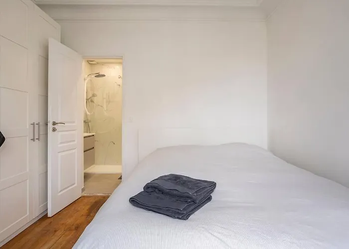 Seb's Place Montmartre, * Paris